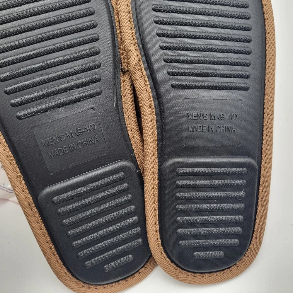 Iowa Hawkeyes Flannel Suede Scuff Slippers FOCO Mens Medium 9-10 Womens 11-12‎